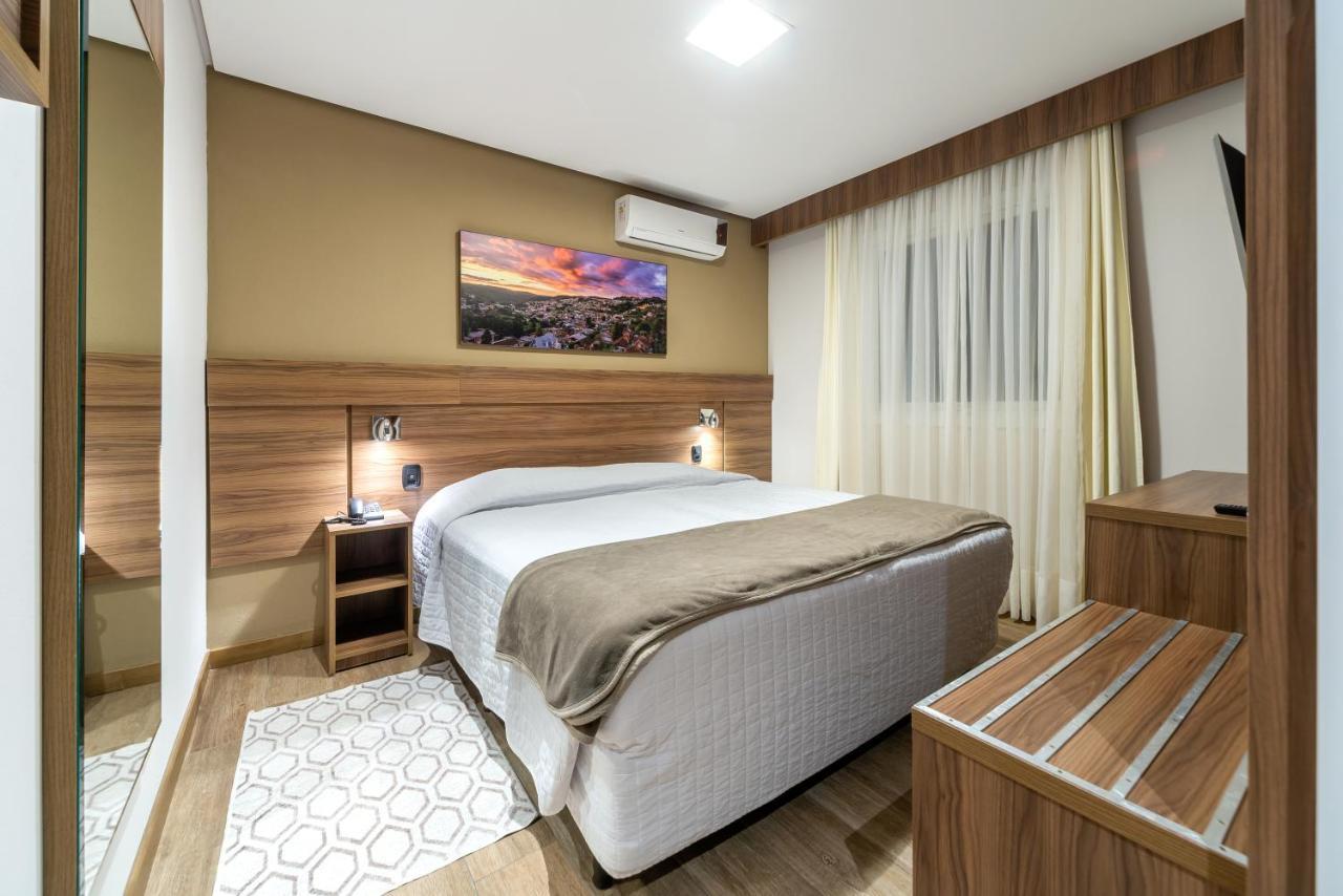 Hotel Fioreze Centro Gramado Zewnętrze zdjęcie